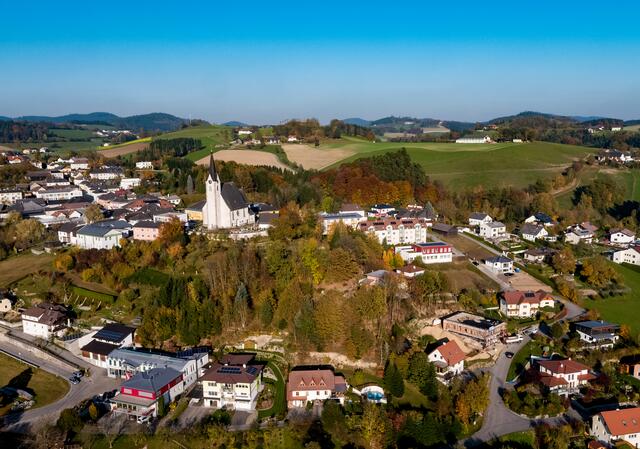 Pabneukirchen, im NO des Bezirks Perg. Baugründe und Wohnungen verfügbar. 07265 5255. buergermeister@pabneukirchen.ooe.gv.at  | Foto: Norbert Hintersteiner