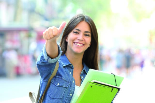 Daumen hoch für die beste Lernbegleitung! | Foto: Istock