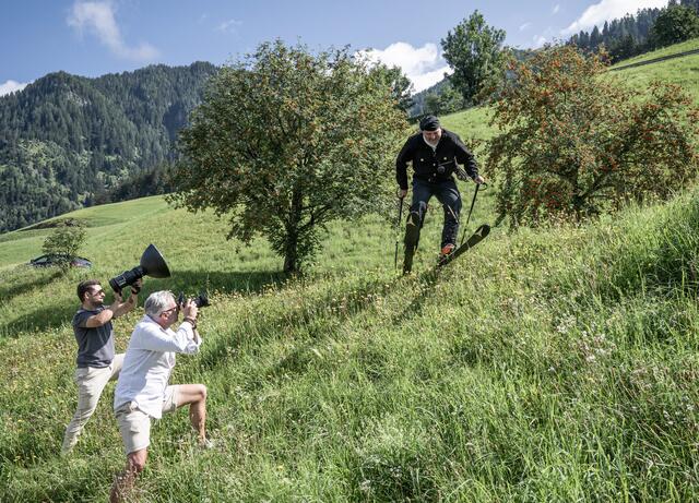 Im Bild: Rauchfangkehrermeister Alexander Lackner aus Bad Hofgastein mit Fotograf Michael Preschl aus Salzburg. | Foto: Michael Preschl