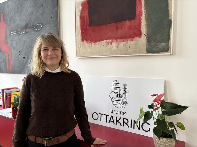 Stefanie Lamp (SPÖ) sieht auf ihr Jahr als Bezirksvorsteherin zurück und liefert einen Ausblick für 2025.  | Foto: Ipirotis/MeinBezirk