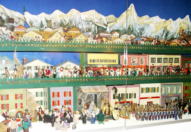 Die Hallein-Krippe im Stille Nacht - Museum.
Foto: Josef Wind