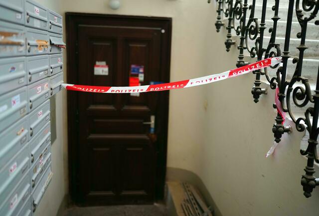 Hier wurde die Leiche hinter der Tür gefunden. | Foto: GEORG HOCHMUTH / APA / picturedesk.com 