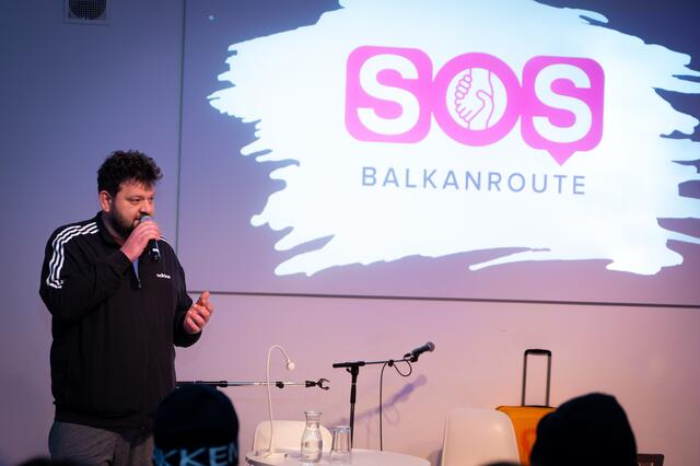 Im Jahr 2019 gründete Petar Rosandić die Organisation "S.O.S. Balkanroute".
 | Foto: Murtaza Elham
