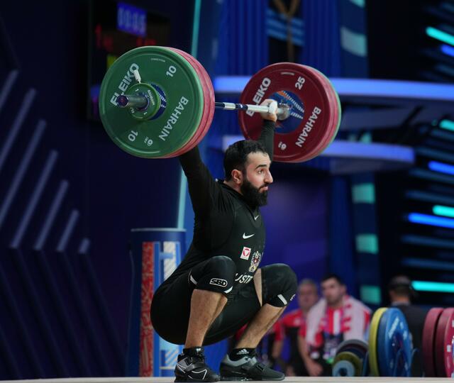 Hmayak Misakyan (VÖEST) mit 147 kg Reißen.

Foto: Gregor Winter - All Things Gym