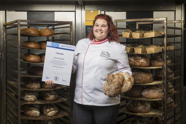 Monika Bernhofer, Leiterin der Interspar-Bäckerei Salzburg und eine von vier österreichischen Brot-Sommelières. | Foto: INTERSPAR/Neumayr/Christian Leopold