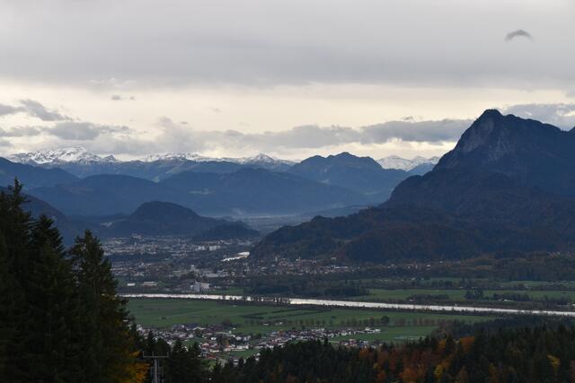 Vor allem entlegene Ortschaften haben im Bezirk Kufstein oft keine zufriedenstellende Öffi-Anbindung.  | Foto: Barbara Fluckinger