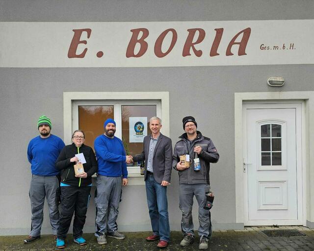 Simon O Toole, Nicole Zagler, Daniel Zagler Bgm. Michael Strasser, Daniel Gratzl  | Foto: Gemeinde Weinburg