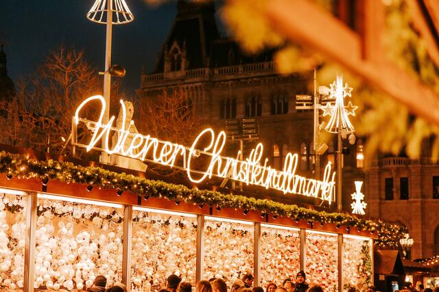 Die Wiener Christkindlmärkte bringen Weihnachtszauber in die BUndeshauptstadt. | Foto: WienTourismus/Paul Bauer