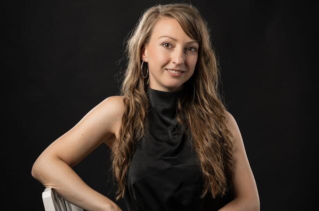 Die Welserin Viktoria Frank erhält für ihre Masterarbeit im Studiengang „Human-Centered Computing“ an der Fachhochschule OÖ Campus Hagenberg den OCG-Förderpreis. | Foto: Eris Portrait