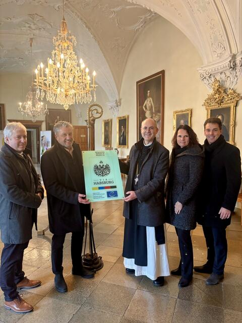 Direktor des Gymnasiums Josef Heindl, Burghauptmann Reinhold Sahl, Abt Pius Maurer, Bezirkshauptfrau Heidelinde Grubhofer, Bürgermeister Manuel Aichberger | Foto: Stift Lilienfeld