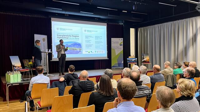 Begrüßung der Veranstaltung durch den Obmann der KlimaWerkstatt, Bürgermeister Thomas Mai (Gemeinde Münster). | Foto: Rainer Unger