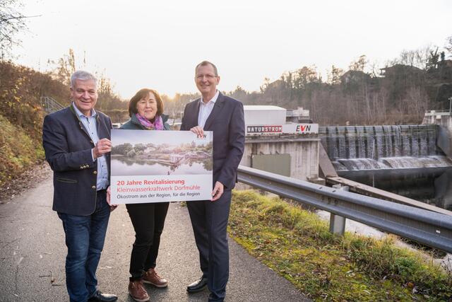 Bürgermeister von Allhartsberg und LAbg. Anton Kasser, Bürgermeisterin von Kematen an der Ybbs Juliana Günther und EVN Vorstandsdirektor Stefan Stallinger | Foto: EVN / Daniela Matejschek