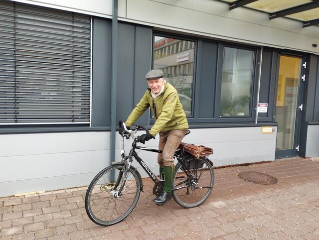 Thomas Matzer aus St. Ruprecht legt seit 30 Jahren seinen Alltagsverkehr mit dem Rad zurück, und das auch im Winter. | Foto: Privat