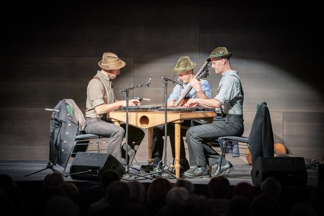 Andi, Bartl und Hansi von der Kerschbam Zittermusi | Foto: Marco Pircher / Kulturverein Wunderlich