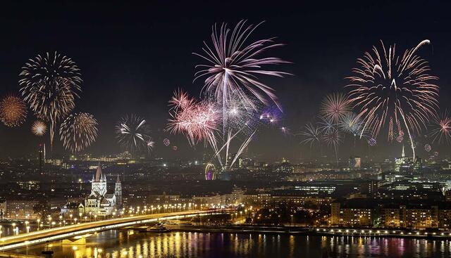 Ob auf der Donau oder im Theater. Silvester muss in Wien wird wieder wild und bunt. | Foto: Wien Holding