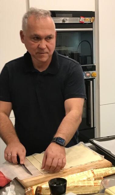 Huskies-Präsi Mario Zottele übernimmt an Weihnachten die Küche. | Foto: Zottele