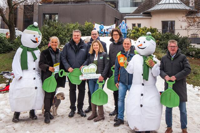 Die Vertreter der Tourismusregion Steiermark Marion Trska, Edgar Wernbacher, Nino Contini, Ute Gurdet, Fabrice Girardoni, Johann Kleinhofer und Günther Essenko. | Foto: Fred Lindmoser, lifepictures.at