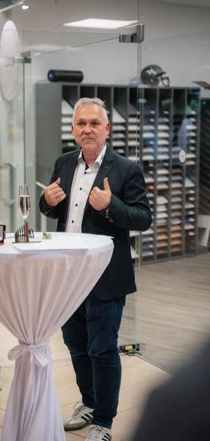 Gesundheit und Frieden wünscht sich Huskies-Präsident Mario Zottele. | Foto: Zottele