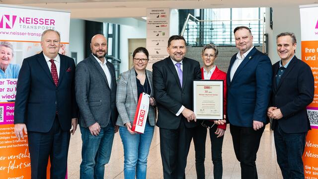 v.l.n.r.: Markus Wildeis, Martin Fürndraht, Andrea Lautermüller, Manfred Neisser, Bettina Neisser, Michael Danzinger, Gert Zaunbauer.  | Foto: Putz und Stingl