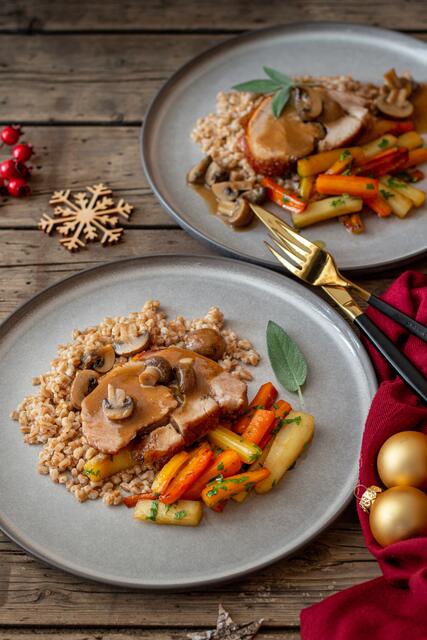 Kalbsbraten in Champignon-Sauce: Ein Rezept-Tipp von Seminarbäuerin und Kochbuchautorin Veronika Brudl.  | Foto: Brudl