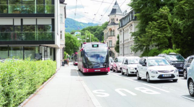 Gemeinsam mit der Linie 11 bildet die Linie 12 einen City-Ring“, der die dicht besiedelten Stadtteile um die Innenstadt vernetzt und den Fahrgästen Umwege über das Stadtzentrum erspart. | Foto: Symbolbild: Salzburg AG