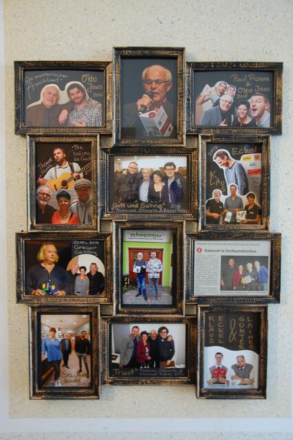 "The Wall of Fame" - Stars der letzten 25 Jahre hier auf diese Wand vereint.  | Foto: Dietmar Hammerl