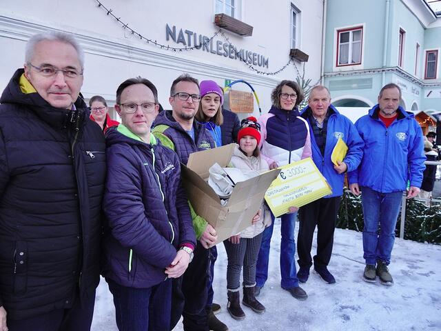3000 Euro erhielt der auf Initiative von Sandra Grasshoff in Scheifling entstandenen Inklusionsverein Athletik Bezirk Murau. 