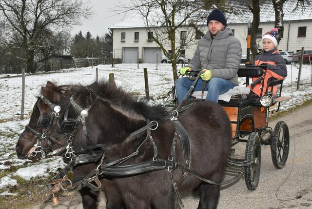 Weihnachtszauber bei den Oberstein Alpacas 2024 in St. Thomas am Blasenstein. | Foto: Robert Zinterhof