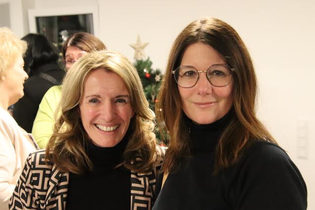 Die Ollersdorfer Vizebürgermeisterin Tanja Illedits (links) mit Daniela Strobl (Land Burgenland) | Foto: Martin Wurglits