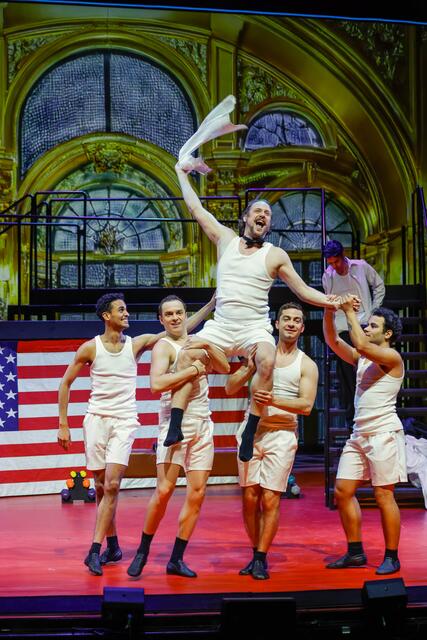 Eine der vielen rasanten Ballettszenen | Foto: Christian Husar