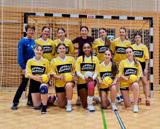 Die Handballerinnen vom GYM Oberschützen belegten Rang acht beim Bundesfinale. | Foto: GYM Oberschützen