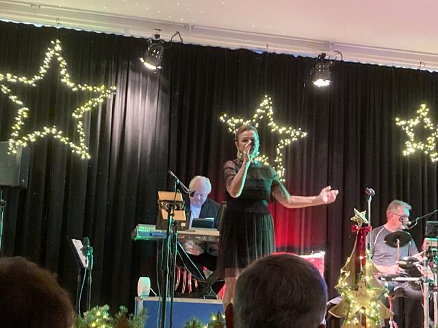 Allseits beliebt, Anita Wagner, ehemals Eurovision Song Contest-Teilnehmerin 1984 mit ihrer klaren Stimme 