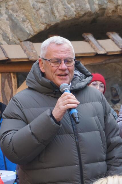 Bgm. Thomas Steiner begrüßt die TeilnehmerInnen
