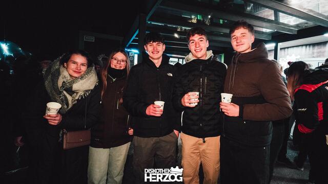 Nina, Lena, Fabian, Tobias und Bastian. | Foto: Diskothek Herzog