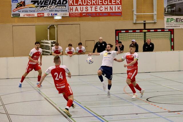 Auch 2025 kämpfen die Teams wieder zum einen um den Hallencupsieg sowie um den Steyrer Stadtmeistertitel. | Foto: Klaus Mader