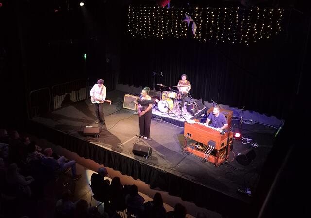 Im Zehnerhaus brillierte die Combo mit einem schwungvollen Programm.  | Foto: Kulturforum 