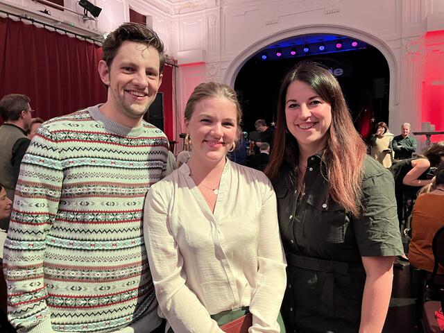 Für Sebastian und Mona Fellner und Annika Wallner-Stiel ist Weihnachtsmusik ein Muss | Foto: Franziska Führer
