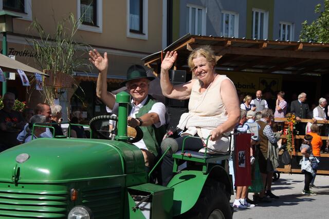 Im Rahmen des Bauernherbstes ging im September das große Ruperti-Stadtfest in der Stadtgemeinde Neumarkt mit einem Vereins- und Oldtimer-Festumzug über die Bühne, der von der örtlichen Trachtenmusikkapelle angeführt wurde. | Foto: Wolfgang Schweighofer