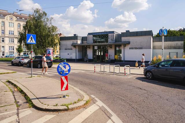 2025 soll der neue Vorplatz fertig sein. | Foto: BV14