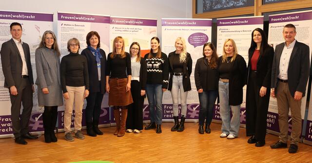 Wanderausstellung "Frauenwahlrecht" eröffnet  | Foto: HTL Pinkafeld