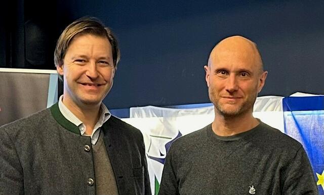 Landesjägermeister Franz Mayr-Melnhof-Saurau und Rok Cerne vom Slowenia Forest Service  | Foto: Steirische Landesjägerschaft