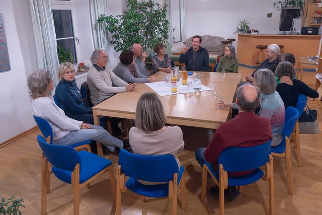 Diskussionsrunde Im Treffpunkt &amp; Mensch und Arbeit
