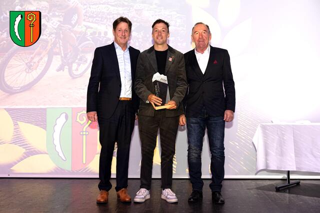 Bgm. Stefan Seiwald, Max Foidl, Sportref. GR Robert Steger. | Foto: G. Marques