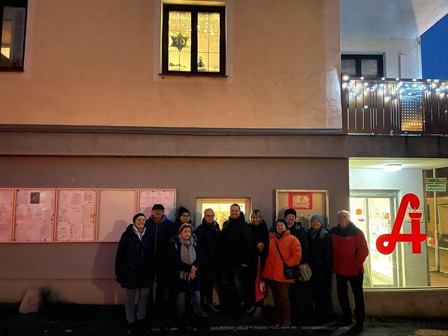 In Altlengbach wird am 24. Dezember das letzte Adventfenster bei der Pfarrkirche geöffnet. | Foto: NÖ Senioren Altlengbach