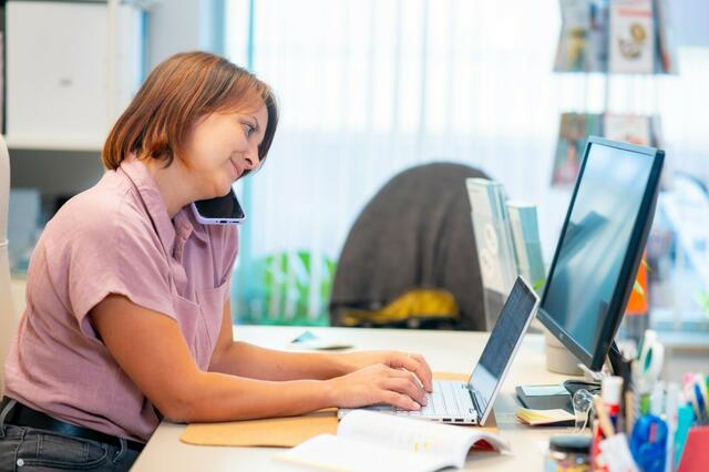 Die Expertinnen und Experten vermitteln anonym, kostenlos und direkt zur passenden Stelle. | Foto: Verein Lotse