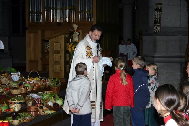 Die Arbeit mit Kindern und Jugendlichen lag Strasser stets am Herzen – viele Jahre wirkte er auch bei den Pfadfindern aktiv mit.  | Foto: Diözese Linz