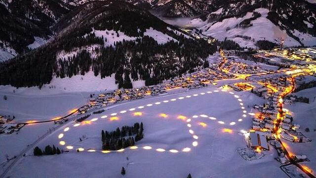 Nachhaltiges Nachtlanglaufen auf der einzigartigen Nachtloipe in Hochfilzen. | Foto: Klubarbeit