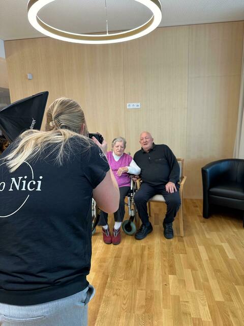 Nicole Schneider porträtierte für ihr Projekt Bewohnerinnen und Bewohner des Pflegeheims Haus Ehrenberg.