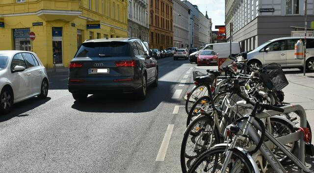 Die Einbahnen Weinhauser Gasse und Köhlergasse zwischen Währinger Straße und Gentzgasse wurden umgedreht. | Foto: Johannes Reiterits