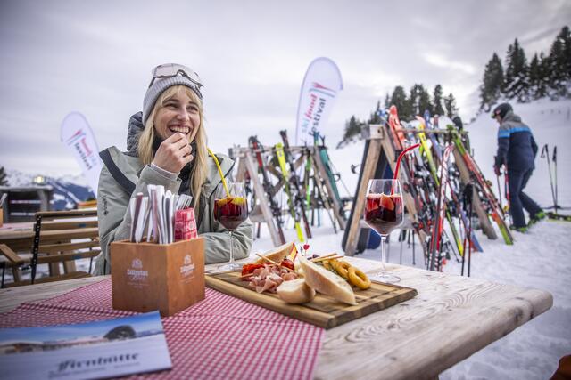 Globaler Genuss in der Skiregion Hochzillertal-Kaltenbach und am Spieljoch-Fügen: Das 6. Ski-Food-Festival war ein Highlight für alle Sinne.

 | Foto: Skifood Festival